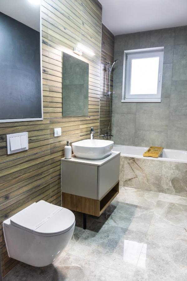 Appartement Koa - Moon Penthouse à Braşov Extérieur photo
