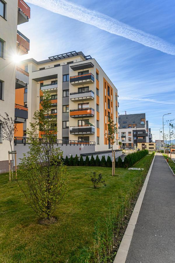 Appartement Koa - Moon Penthouse à Braşov Extérieur photo